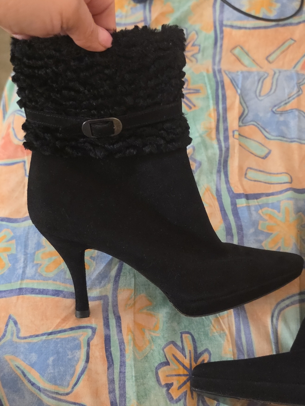 NWOB Stuart Weitzman Black Suede Heeled Ankle Boots - Spain - Size 6½